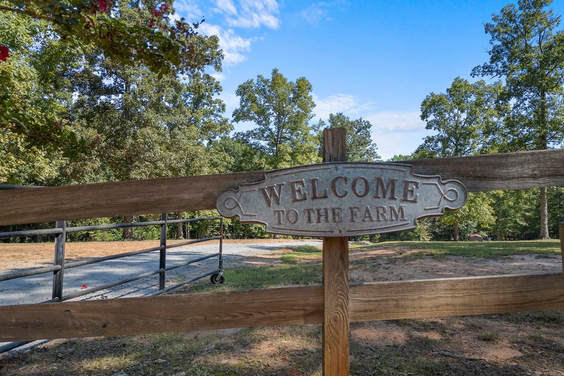 House in Rutherfordton, North Carolina, United States 5 - 16767565