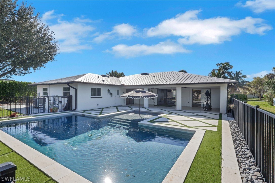 House in Naples, Florida, United States 3 - 17303845