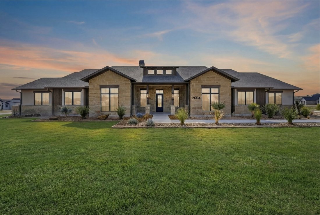 House in Aledo, Texas, United States 1 - 17303095
