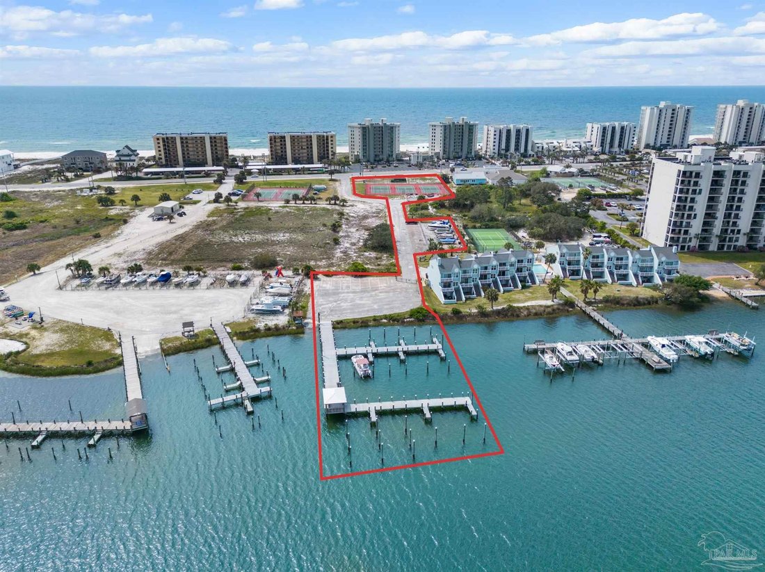 Townhouse in Pensacola, Florida, United States 2 - 17303782