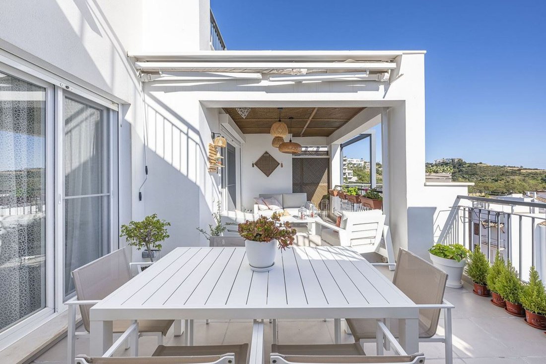 Apartment in Benahavis, Andalusia, Spain 5 - 17302658