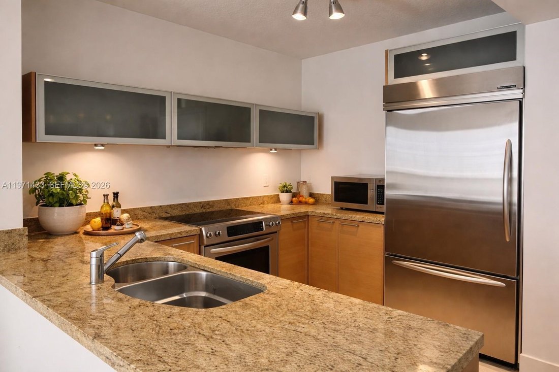 Condo in Sunny Isles Beach, FL, United States 4 - 17302168