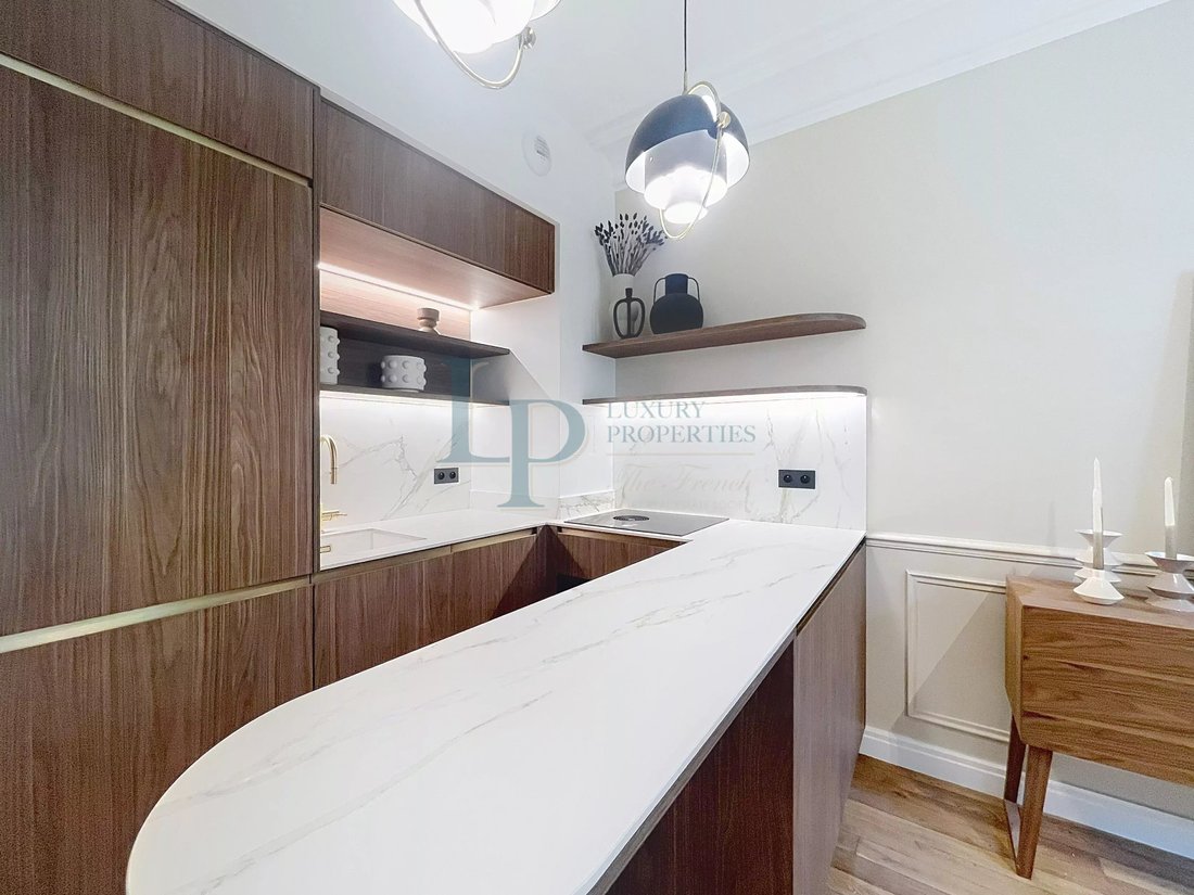 Apartment in Saint Philippe du Roule, Paris 8e Arrondissement, Paris 2 - 16923618