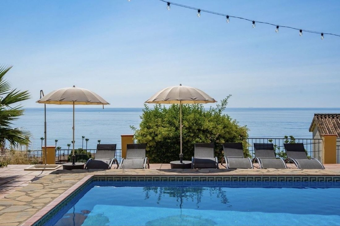 Villa in Estepona, Andalusia, Spain 4 - 17302660