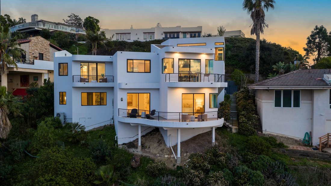 House in Laguna Beach, California, United States 1 - 17302559