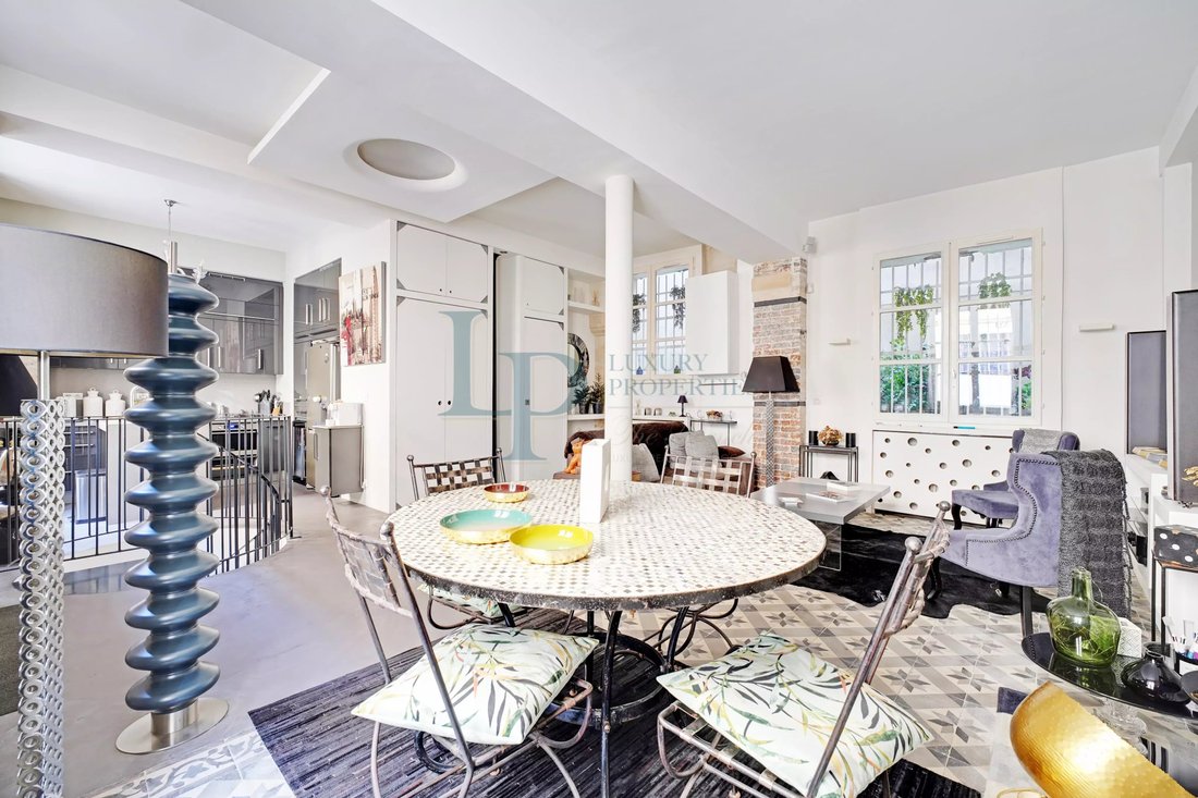 Apartment in Archives, Paris 3e Arrondissement, Paris 1 - 17302720