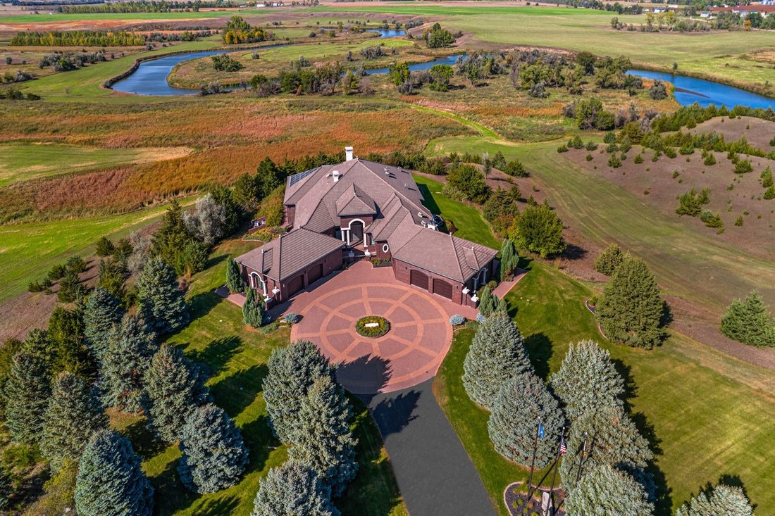 House in Mitchell, South Dakota, United States 1 - 17302277