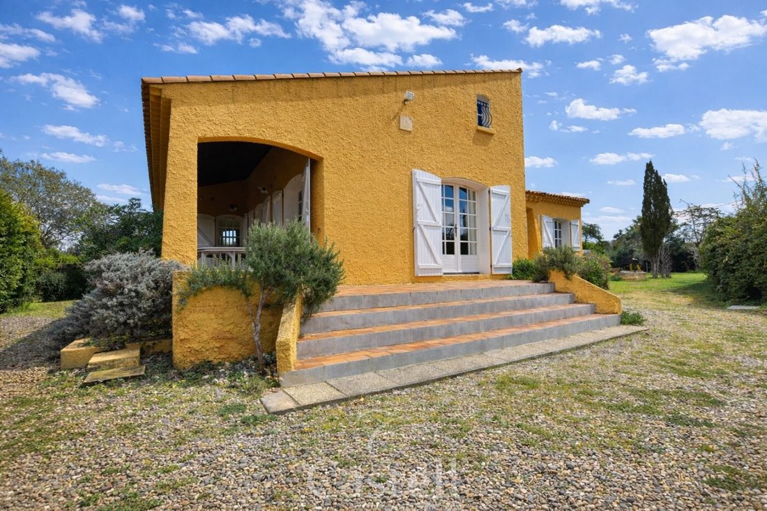 Villa in Vias, Occitania, France 1 - 17302411