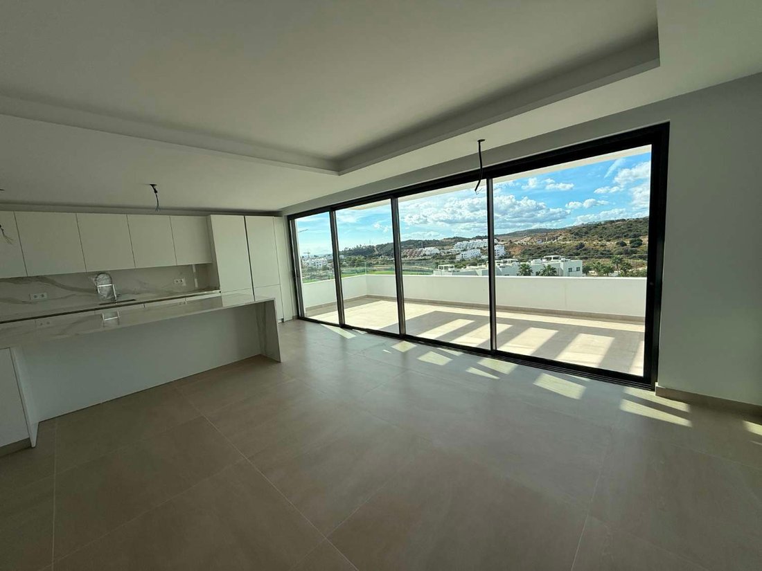 Apartment in Estepona, Andalusia, Spain 5 - 17303857