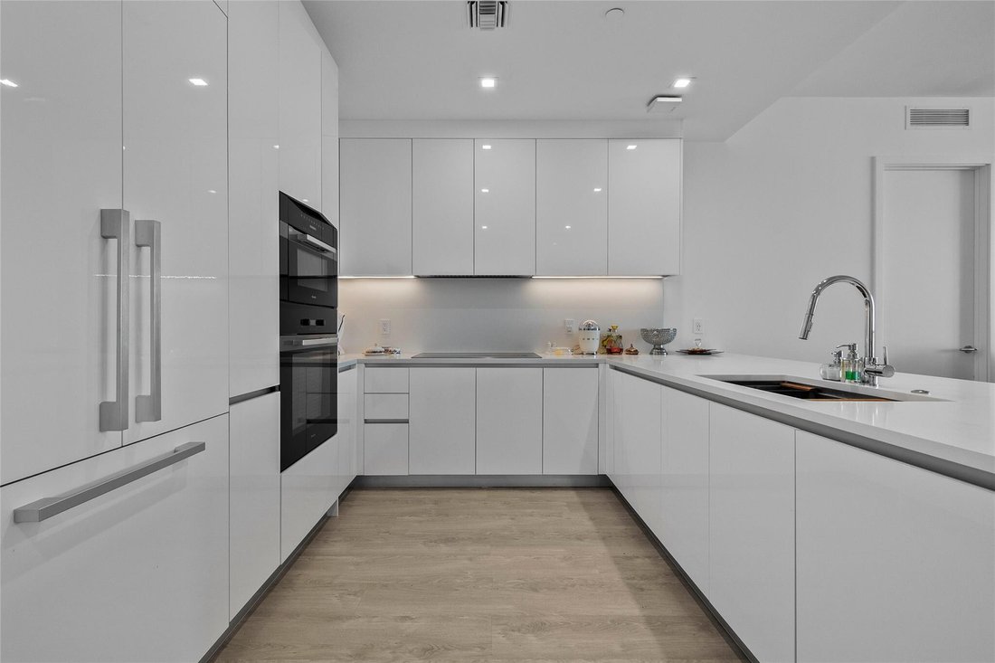 Condo in Lake Park, Florida, United States 2 - 17302115