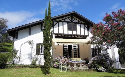 Farm Ranch in Saint Vincent, Dax, France 1