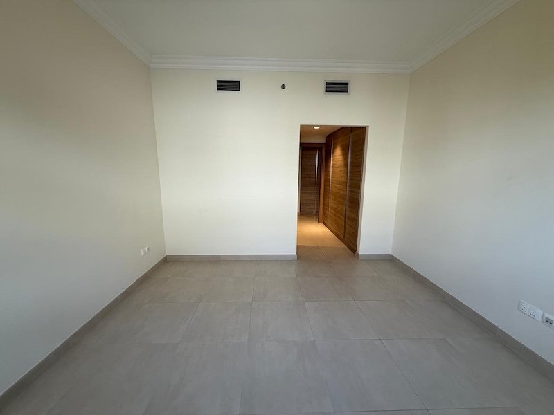 Apartment in Muhaisnah, Dubai, United Arab Emirates 2 - 17301962