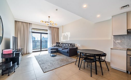 Apartment in Umm Suqeim, Dubai, United Arab Emirates 1