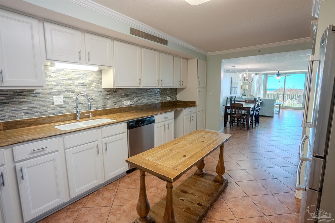 Townhouse in Pensacola, Florida, United States 3 - 17303782