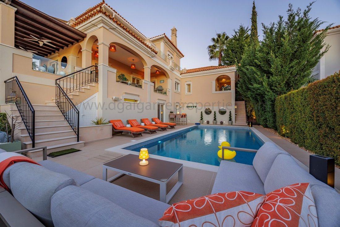 Villa in Loule (Sao Clemente), Algarve, Portugal 1 - 17302877