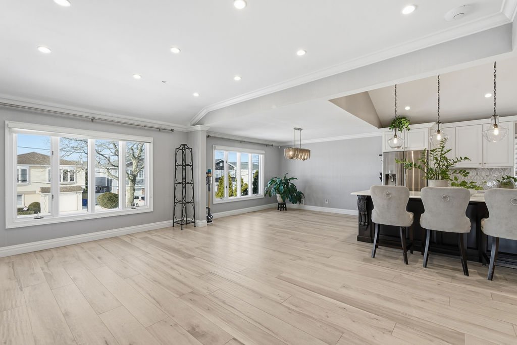 House in New York, New York, United States 2 - 17286106