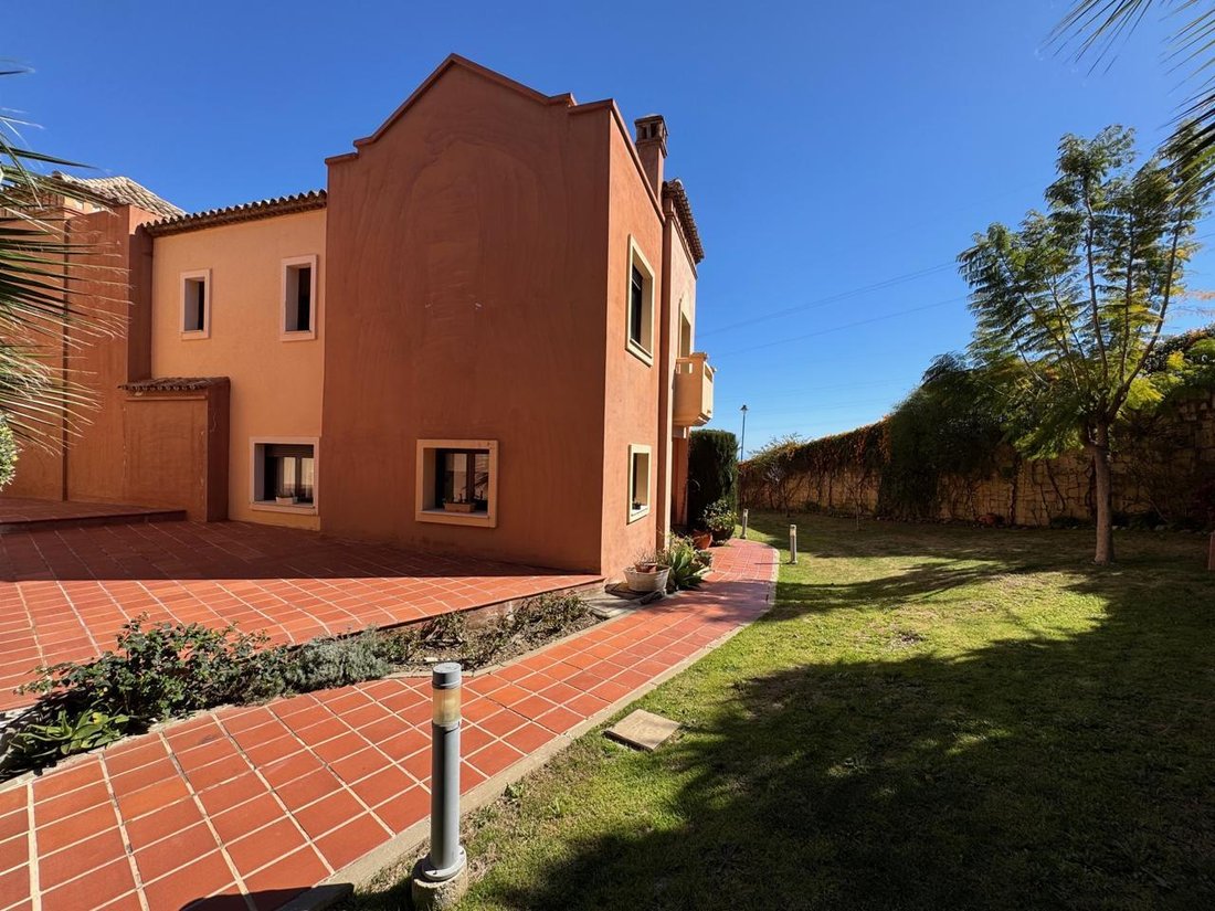 Villa in Estepona, Andalusia, Spain 3 - 17307547