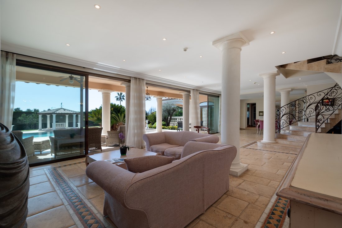 House in Antibes, Provence-Alpes-Côte d'Azur, France 5 - 15422054
