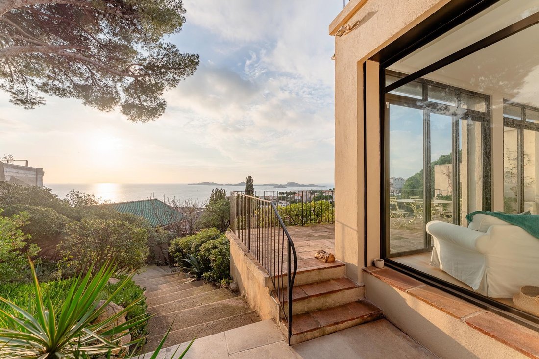 Haus in Le Roucas Blanc, 7e Arrondissement, Marseille 4 - 17306322