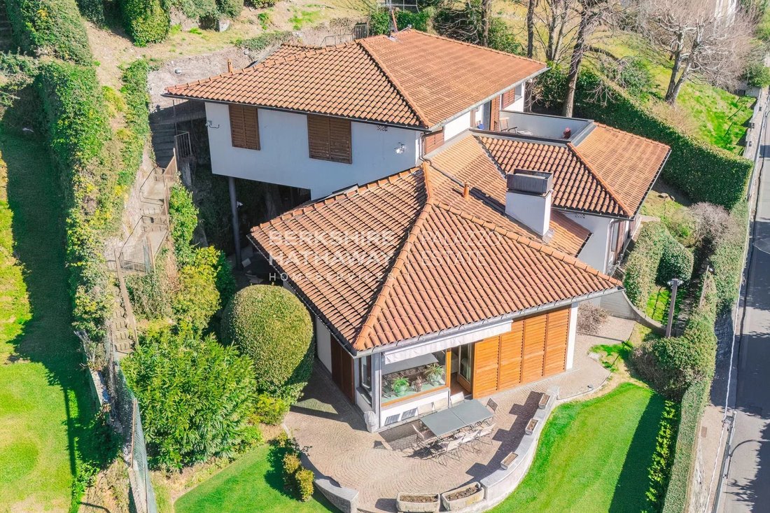 Villa in Garzola-Civiglio, Como, Lombardy 2 - 17305844