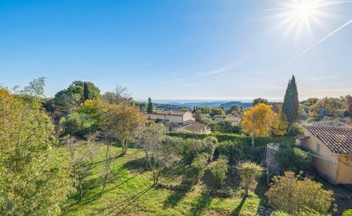 House in Tourrettes-sur-Loup, Provence-Alpes-Côte d'Azur, France 1