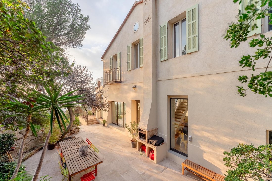 Haus in Le Roucas Blanc, 7e Arrondissement, Marseille 2 - 17306322