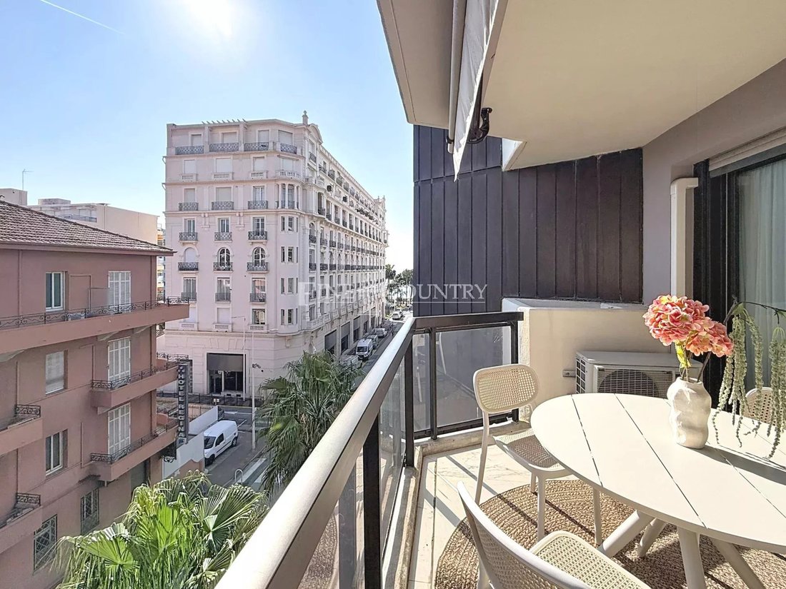 Apartment in Cannes, Provence-Alpes-Côte d'Azur, France 2 - 15635320