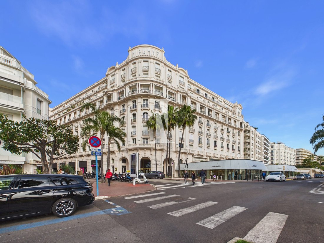 Apartment in Cannes, Provence-Alpes-Côte d'Azur, France 1 - 13869225