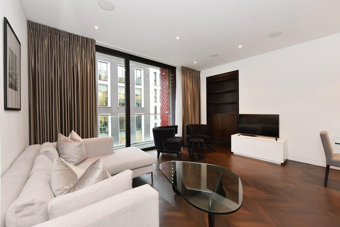 Apartment in Mayfair, Westminster, England 2 - 17303853