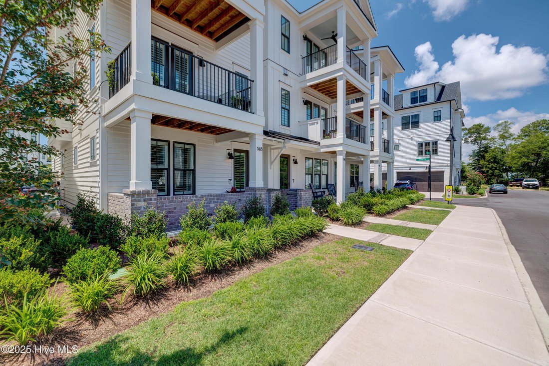 Townhouse in Wilmington, North Carolina, United States 2 - 17304152