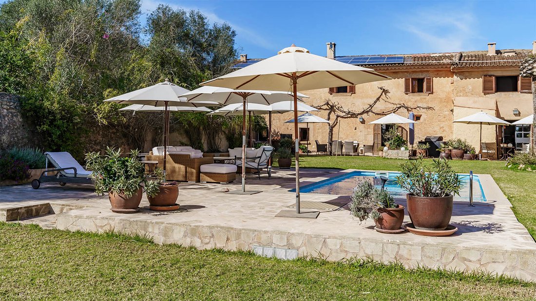 Finca in Llucmajor, Balearic Islands, Spain 3 - 17302601