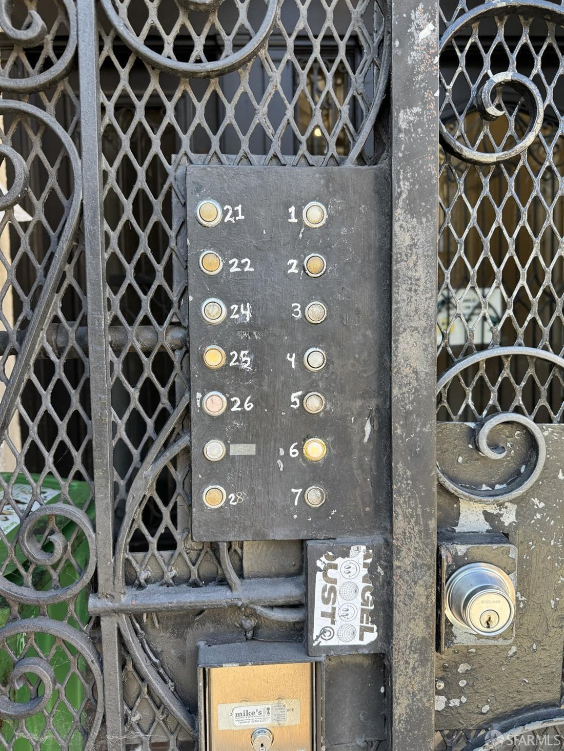 San Francisco, California, United States 3 - 17307449
