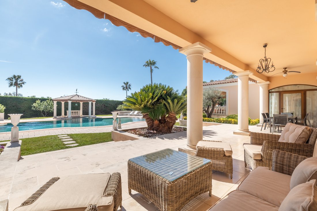 House in Antibes, Provence-Alpes-Côte d'Azur, France 3 - 15422054