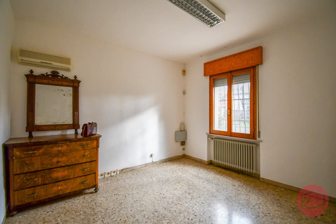 Villa in Center, Cesena, Emilia-Romagna 3 - 17306462