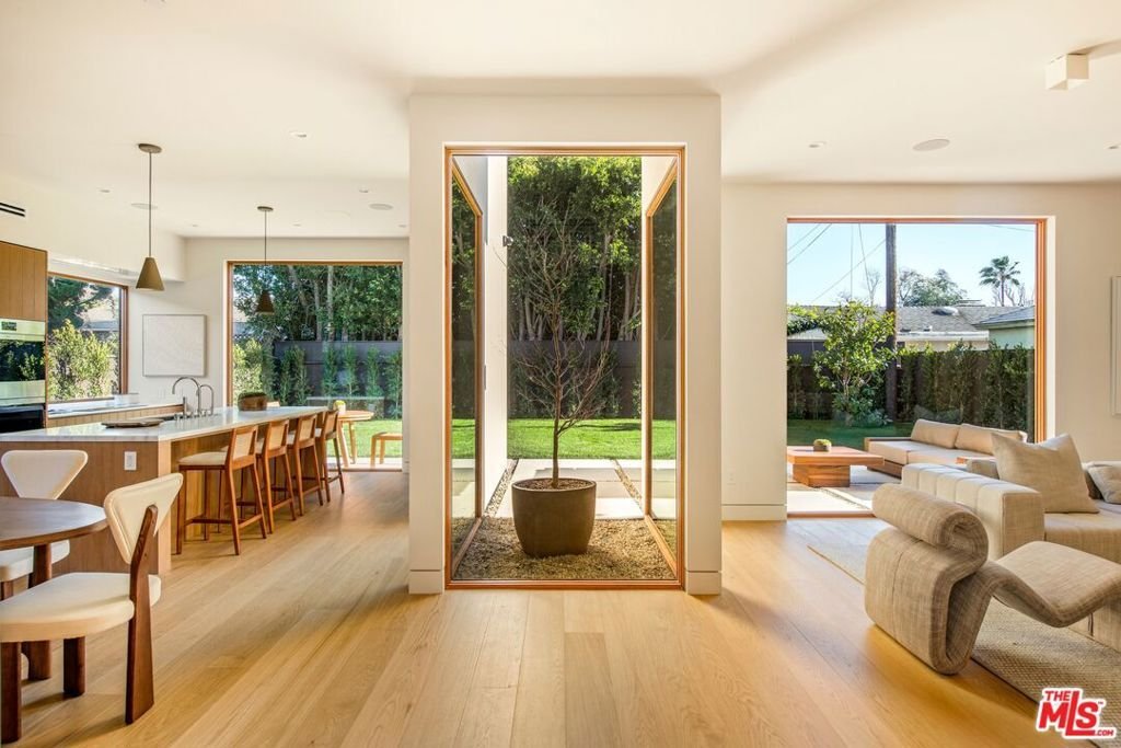 House in Los Angeles, California, United States 2 - 17305019