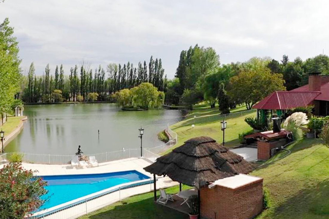 Finca in Buenos Aires, Buenos Aires, Argentina 1 - 17303426