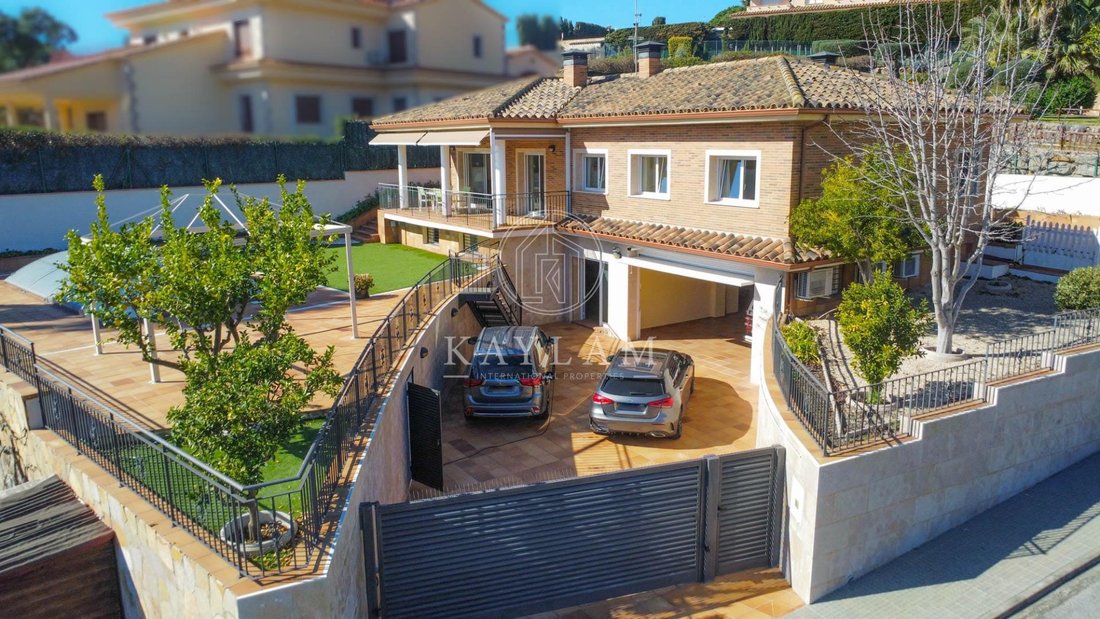 House in Lloret de Mar, Catalonia, Spain 2 - 17307699