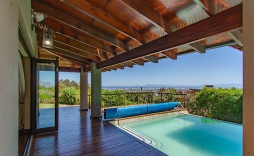House in Cape Town, Western Cape, South Africa 1
