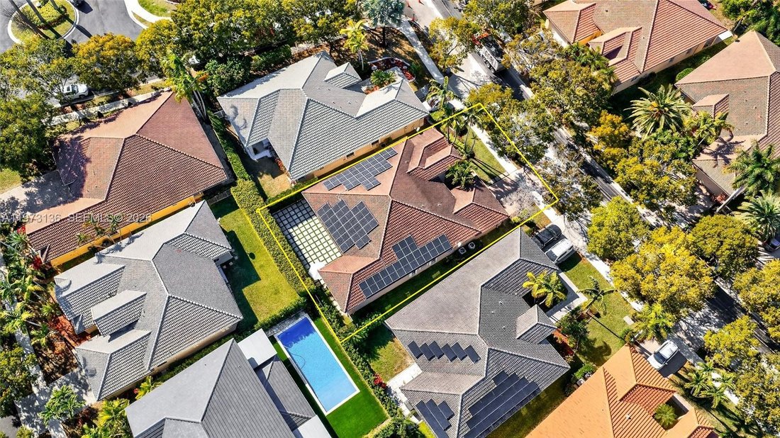 House in Weston, Florida, United States 3 - 17307187