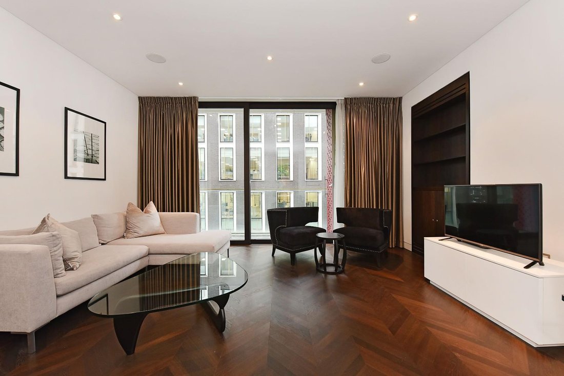 Apartment in Mayfair, Westminster, England 1 - 17303853