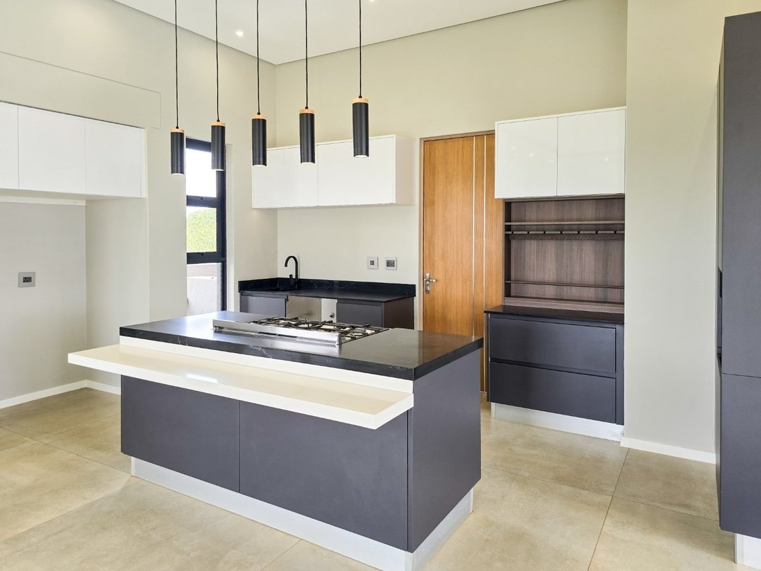 House in Dolphin Coast, KwaZulu-Natal, South Africa 2 - 17303367