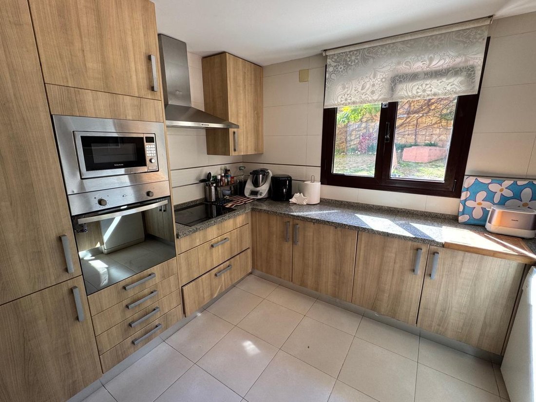Villa in Estepona, Andalusia, Spain 5 - 17307547