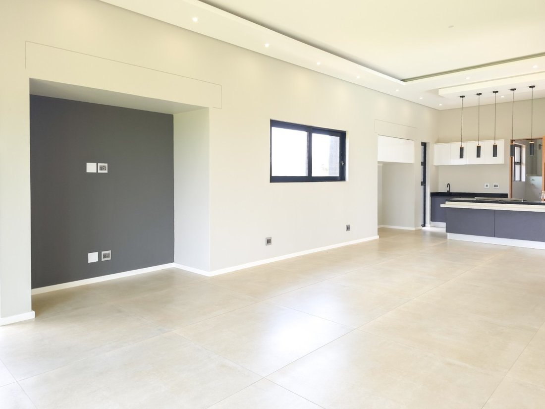 House in Dolphin Coast, KwaZulu-Natal, South Africa 4 - 17303367