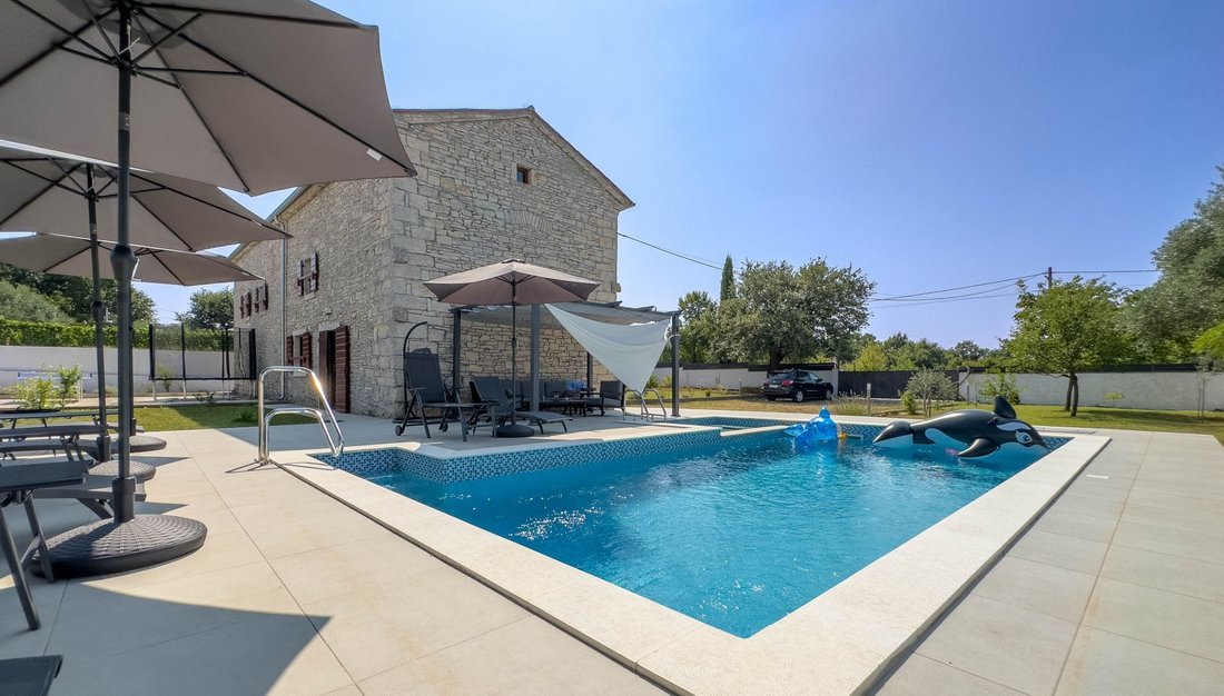 Villa in Svetvincenat, Istria County, Croatia 1 - 17306431