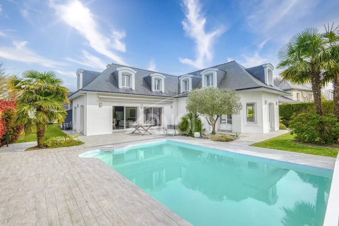 House in La Chapelle-sur-Erdre, Pays de la Loire, France 1 - 17302723