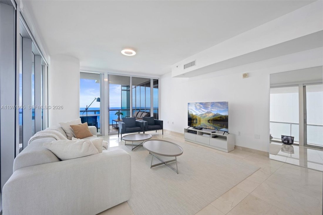 Condo in Sunny Isles Beach, Florida, United States 2 - 17302175