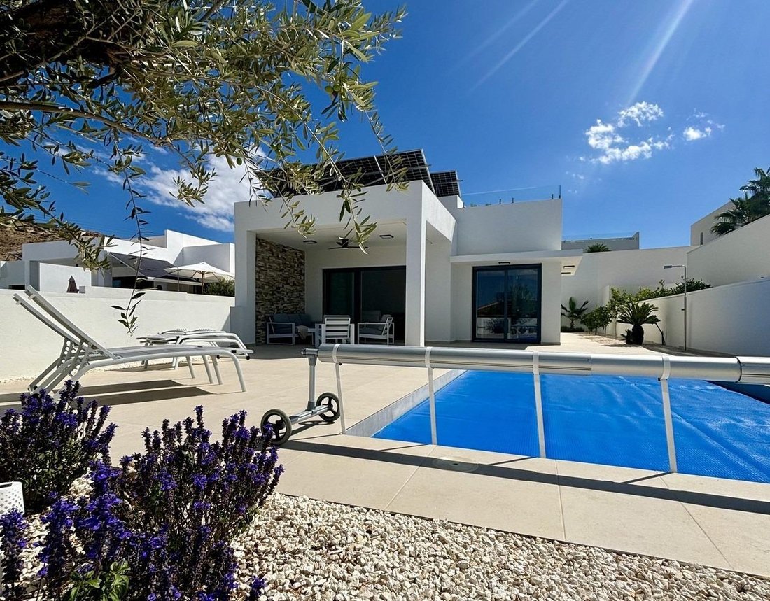 Villa in Benijofar, Valencian Community, Spain 2 - 17308008