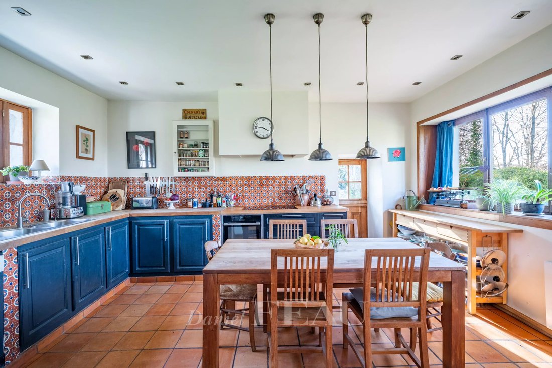 House in Montfort-l'Amaury, Ile-de-France, France 4 - 17302445
