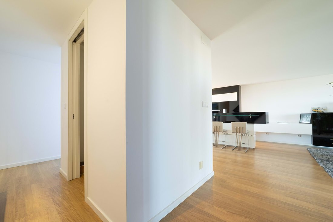 Apartment in Moscavide e Portela, Lisbon, Portugal 3 - 17303417