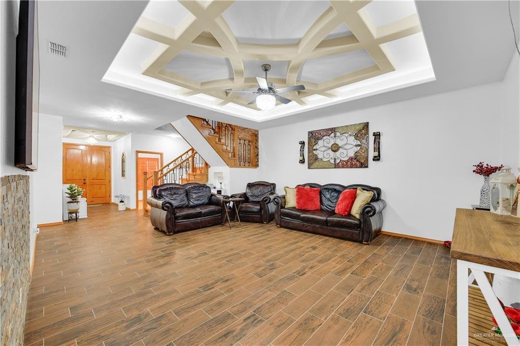 House in Elsa, Texas, United States 3 - 17307559